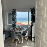 Casa *