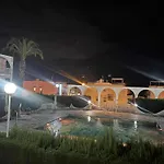 Casa *